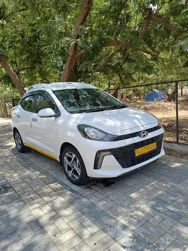 Suvidha Taxi vehicle available for outstation travel from Una